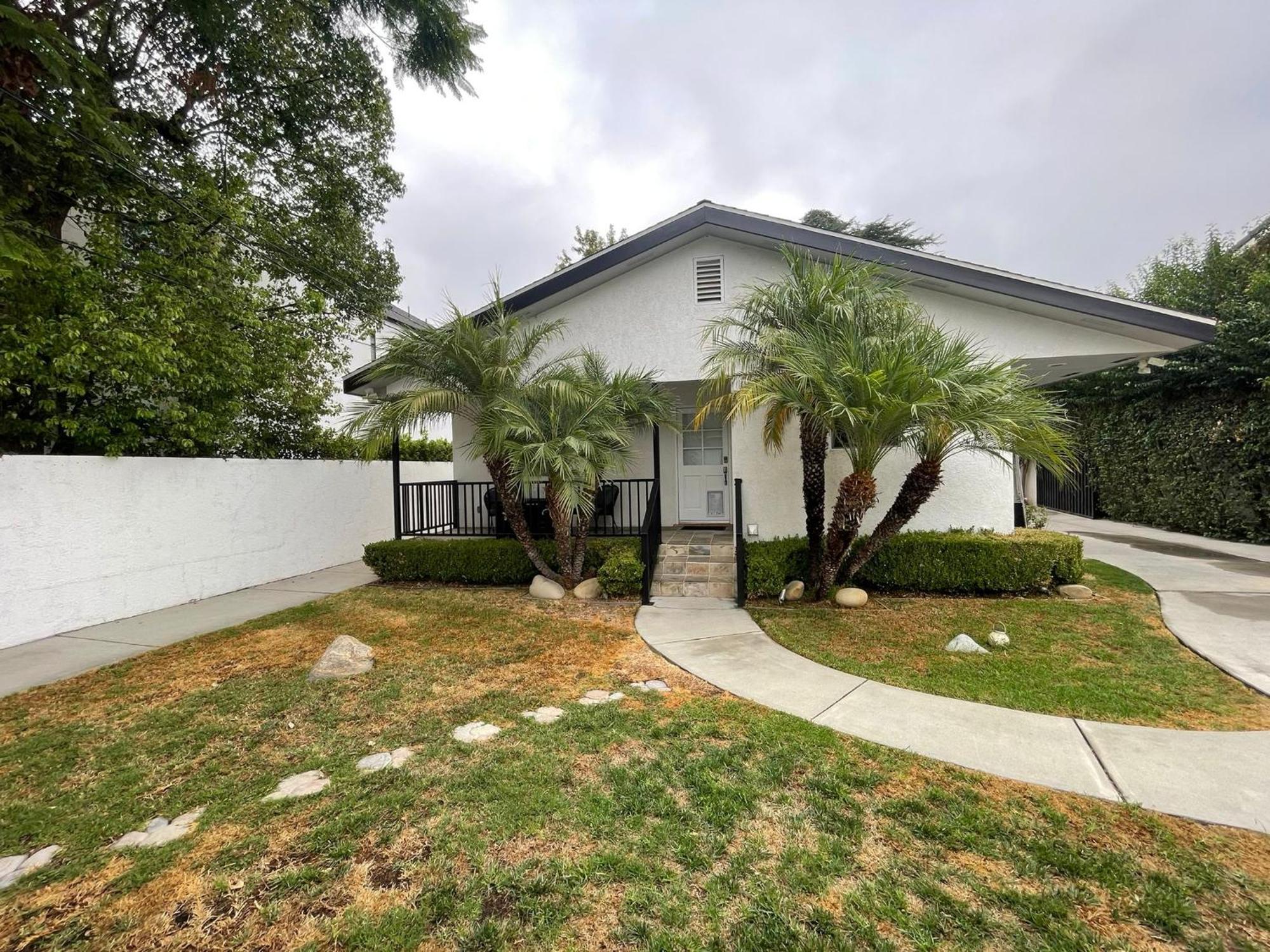 Charming Bright Traditional Home In Sherman Oaks Los Angeles Exterior foto